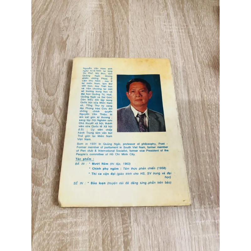 THỜI GIAN TUYỂN TẬP THƠ TRUYỆN NGẮN & PHÓNG TÁC 929148