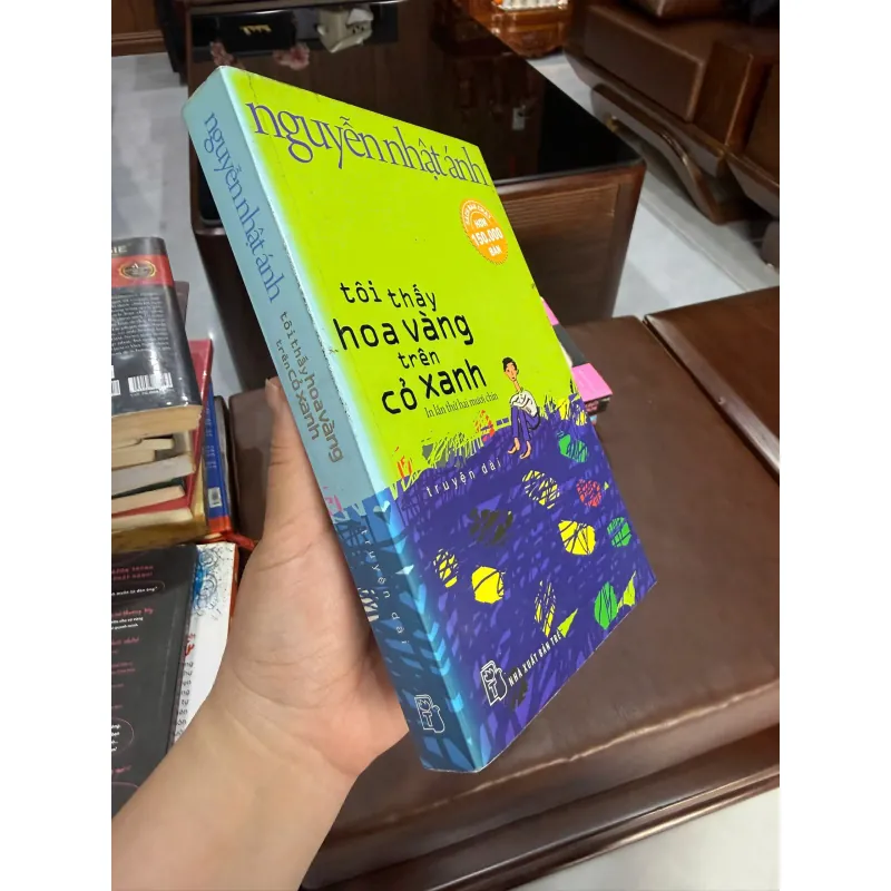 Tôi Thấy Hoa Vàng Trên Cỏ Xanh- K2 999824