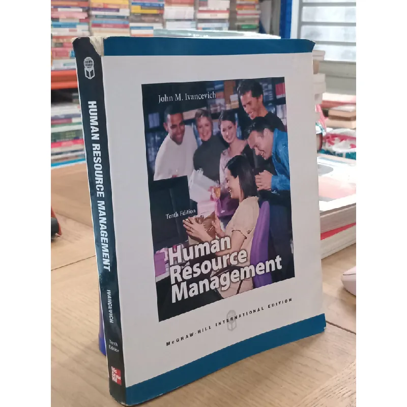 Human Resource Management - John M. Ivancevich 594745