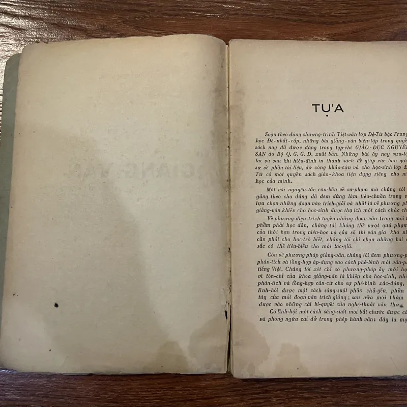 Giảng Văn lớp đệ tứ trung học - Nguyễn Quảng Xương  (o5) 974723