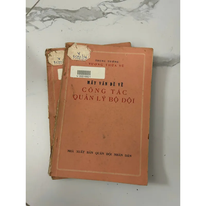 Mấy vấn đề về công tác quản lý bộ đội – Trung tướng Vương Thừa Vũ 745975