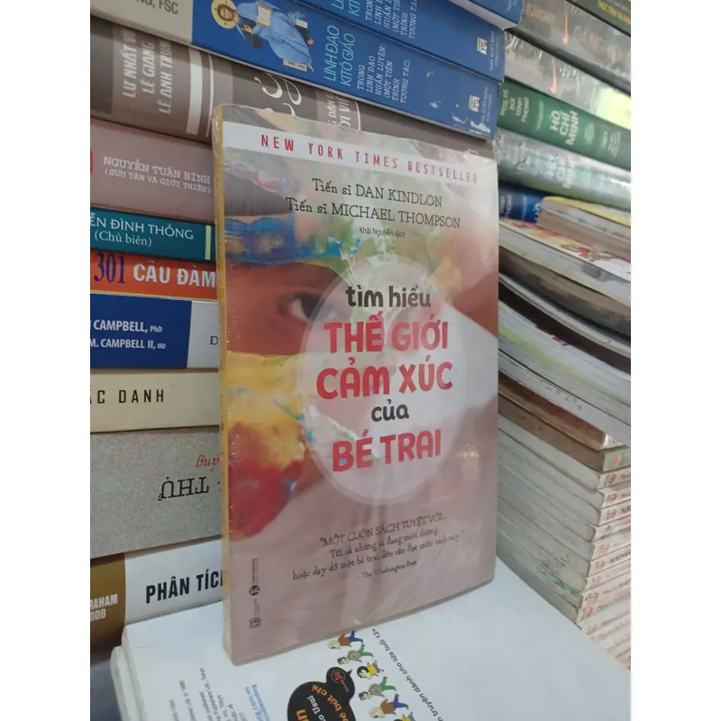 Tìm hiểu thế giới cảm xúc của bé trai 711411