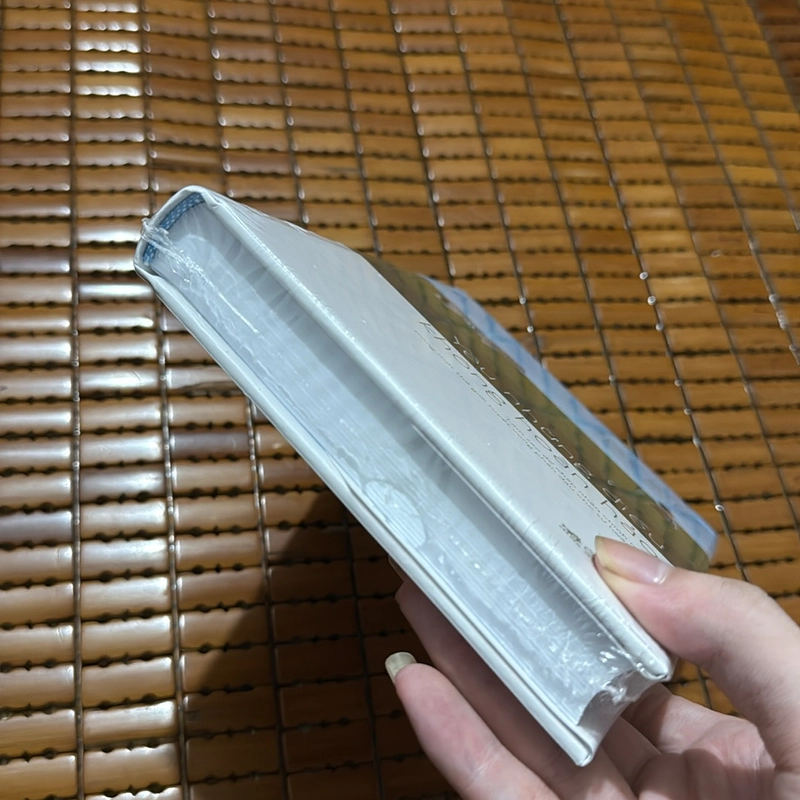 Yêu những điều không hoàn hảo  - Hea Min 537322