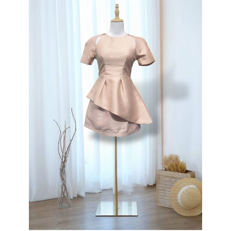 [New] Áo peplum CLAYMORE sang chảnh lệch tà size S 369266
