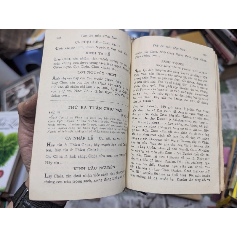 SÁCH LỄ - HIỆN TẠI 191979