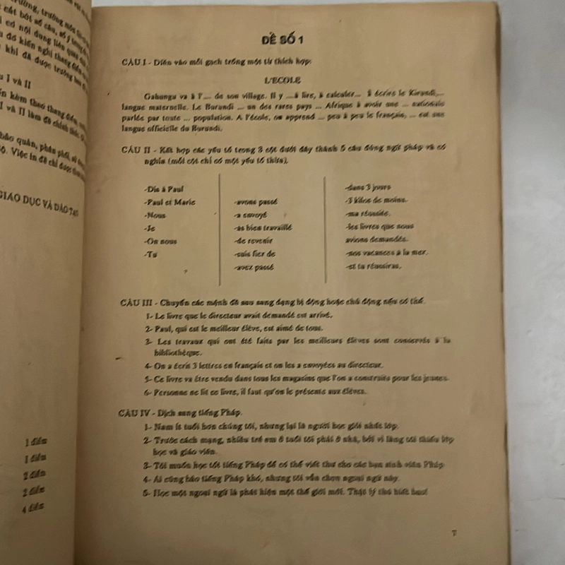 Đề thi tuyển sinh Tiếng Pháp — 1991s 498684