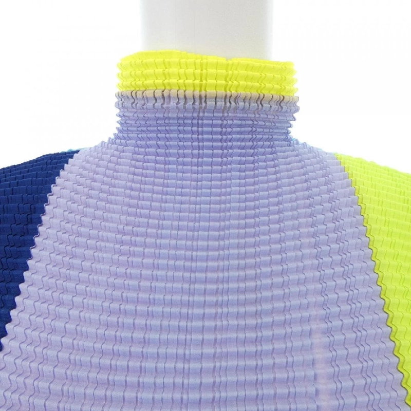 ISSEY MIYAKE IM94FJ619 Top - Hàng hiệu Chính hãng 811995