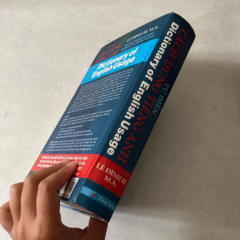 Từ điển cách dùng Tiếng Anh - Lê Đình Bì 518640