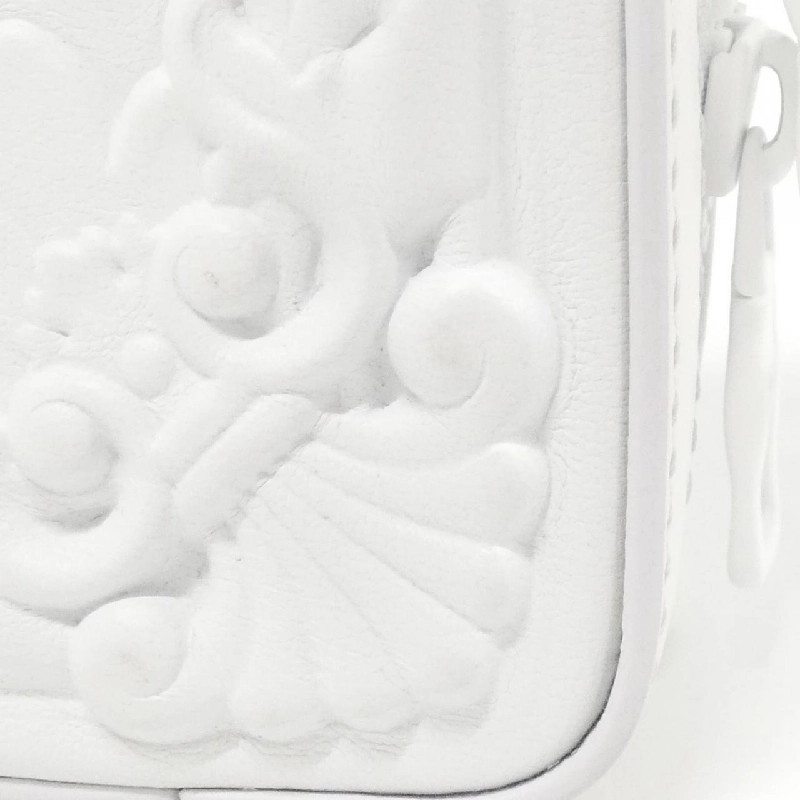 Túi xách vai Louis Vuitton LV Ornament Handle Soft Trunk M21833 609666