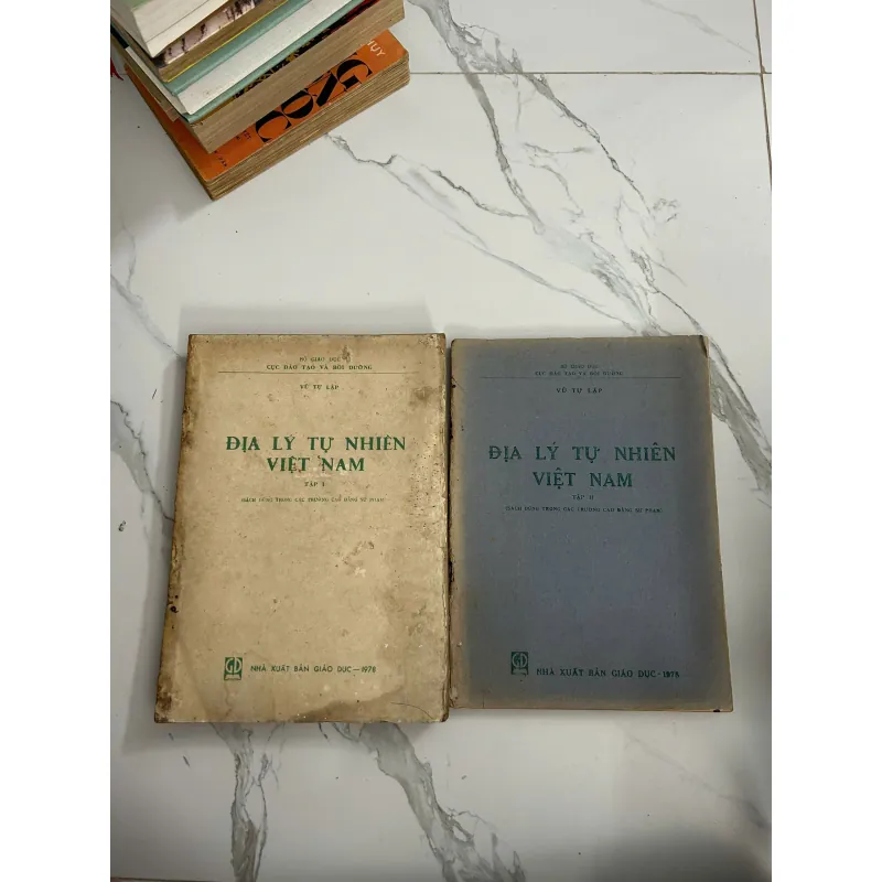 Địa Lý Tự Nhiên Việt Nam (Tập I & Tập II) - Bộ Giáo dục - Cục Đào tạo và Bồi dưỡng 708087