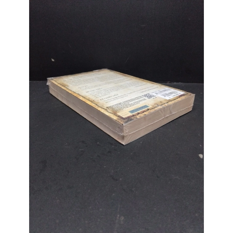 Ảo thuật gia bí mật của Nicholas Flamel bất tử (có seal) mới 80% ố vàng HCM1410 Michael Scott VĂN HỌC 917482