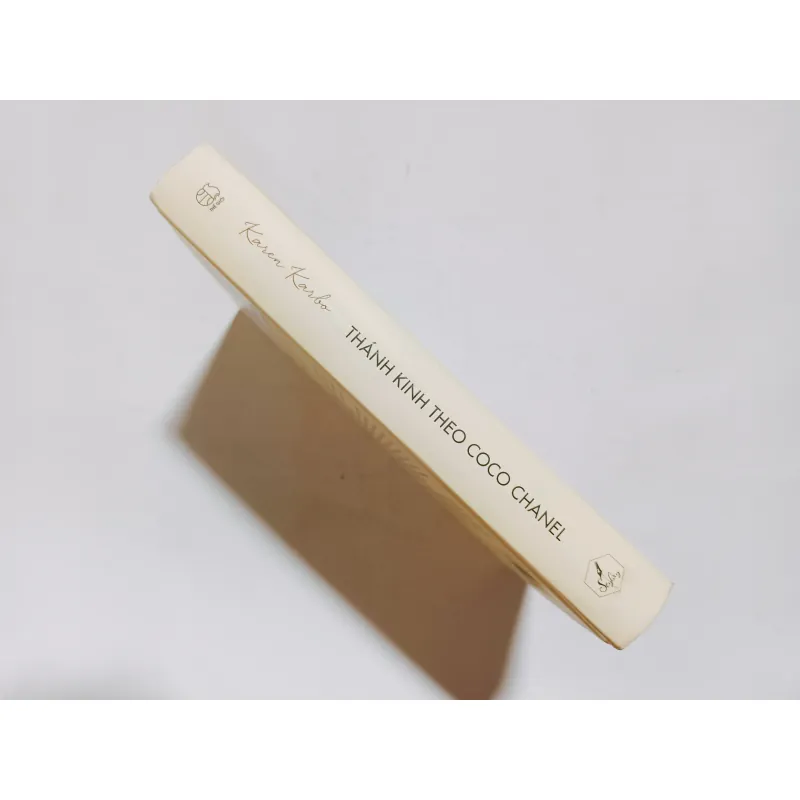 Thánh Kinh Theo Coco Chanel 1024406