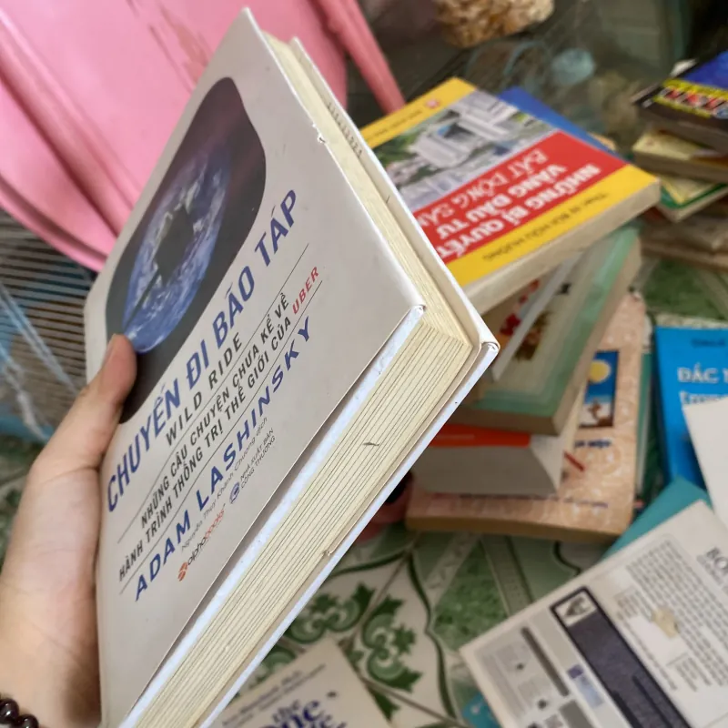 Chuyến đi bão táp  800507