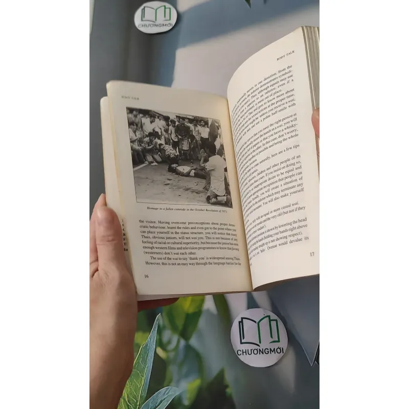 [MIỄN PHÍ BỌC SÁCH] Culture Shock! Thailand: A Guide To Customs And Etiquette - Robert & Nanthapa Cooper 1033577