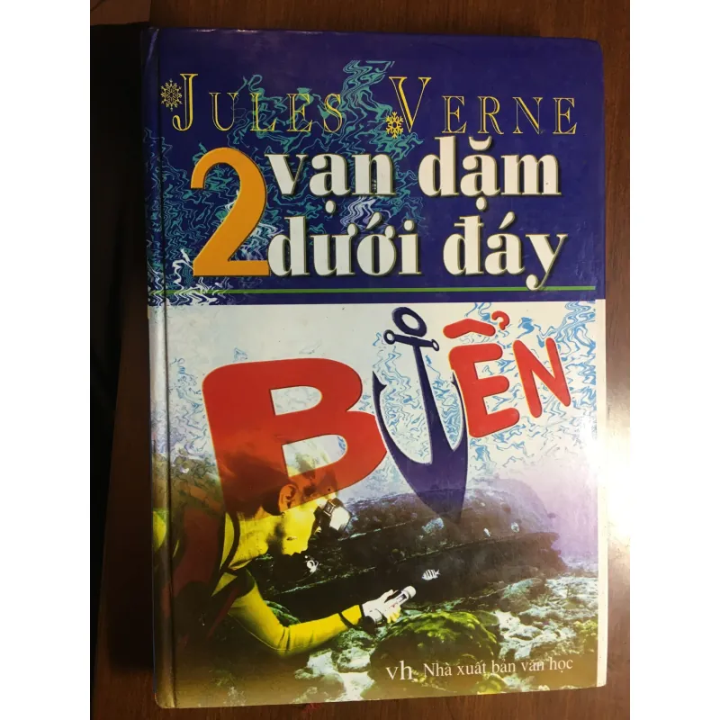 [KINH ĐIỂN - VIỄN TƯỞNG] 2 vạn dặm dưới đáy biển - Jules Verne 576095
