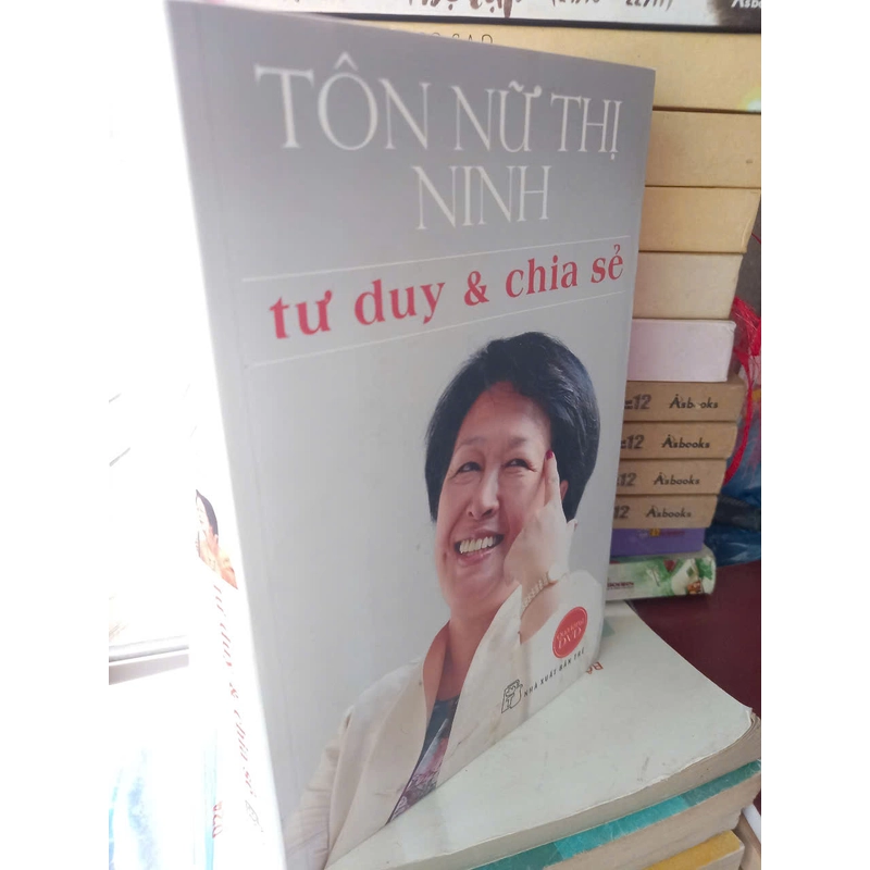 tôn nữ thị ninh 370178