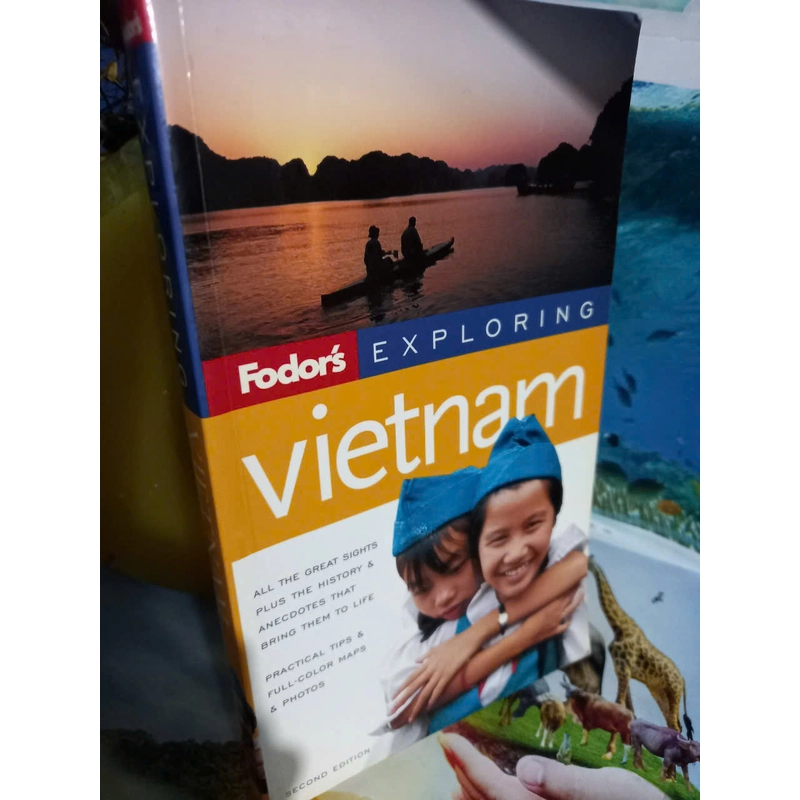 khám phá việt nam bản tiếng anh 497973