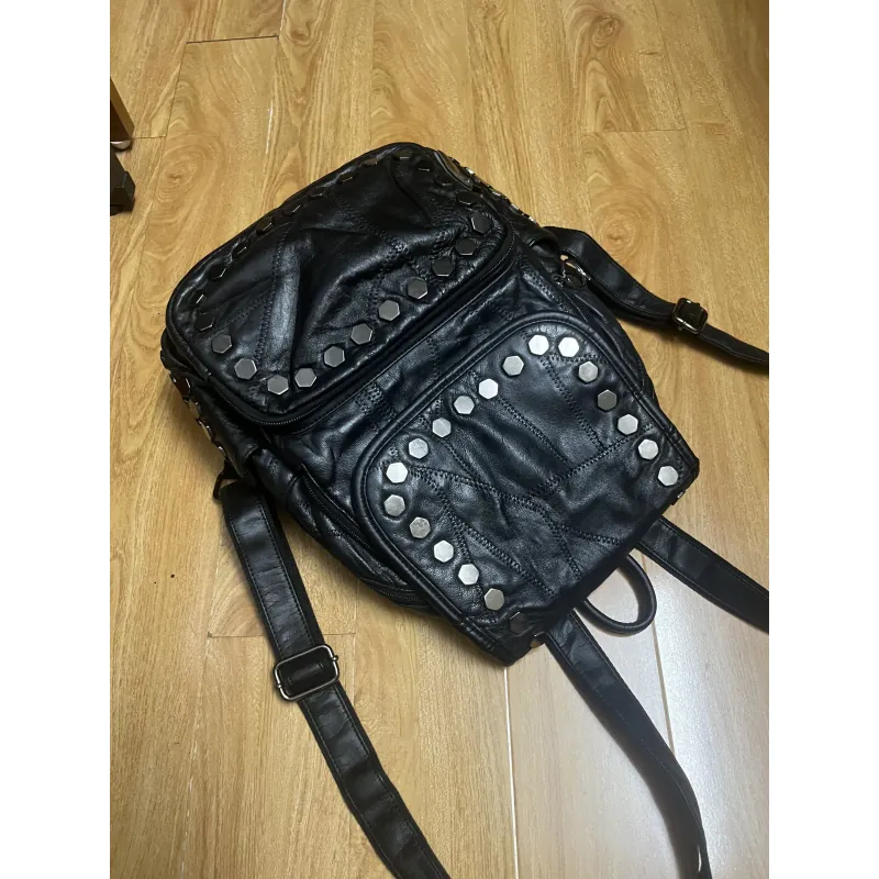 Balo nữ da thật đinh tán kim loại 2hand 933830