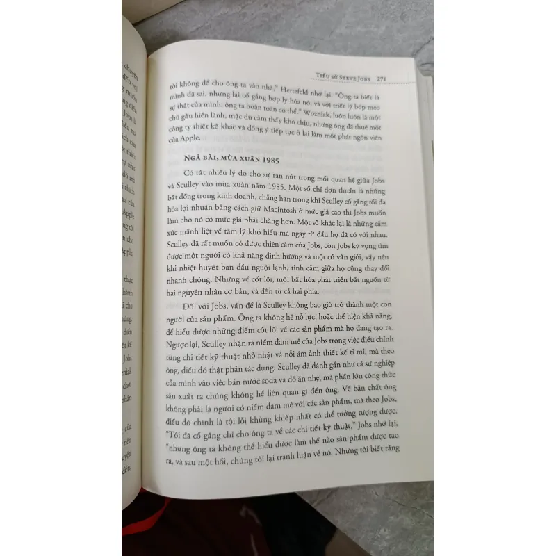 TIỂU SỬ STEVE JOBS - LÂM LAN 740349