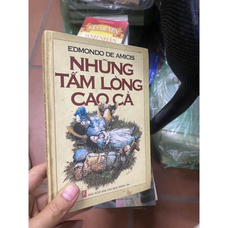 Những tấm lòng cao cả 307271