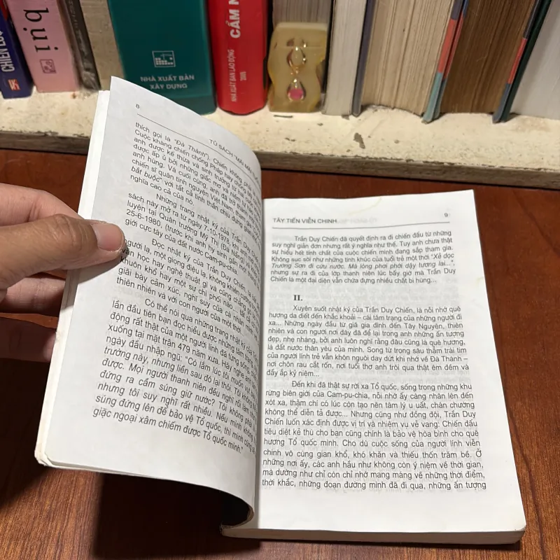II Nhật Ký Của Liệt Sĩ Trần Duy Chiến: “Tây Tiến Viễn Chinh” - Đặng Phương Hưng - 2005 786557
