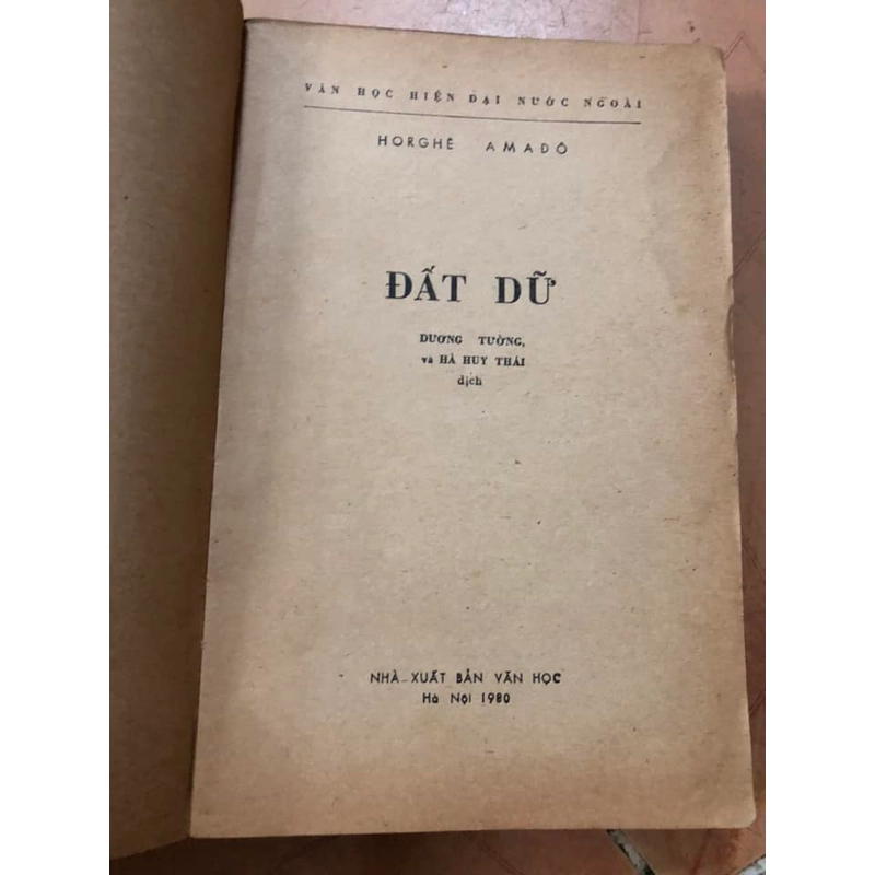 Sách Văn học Brazil - Đất dữ - Jorge Amado nguyên tác 306770