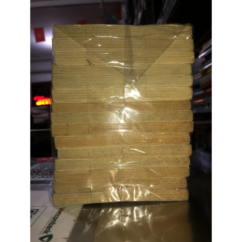 Đuôi trăng 781552