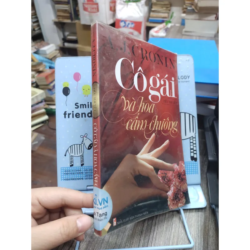 Sách: Cô gái và hoa cẩm chướng - TG: A.J. Cronin (B1) 732605