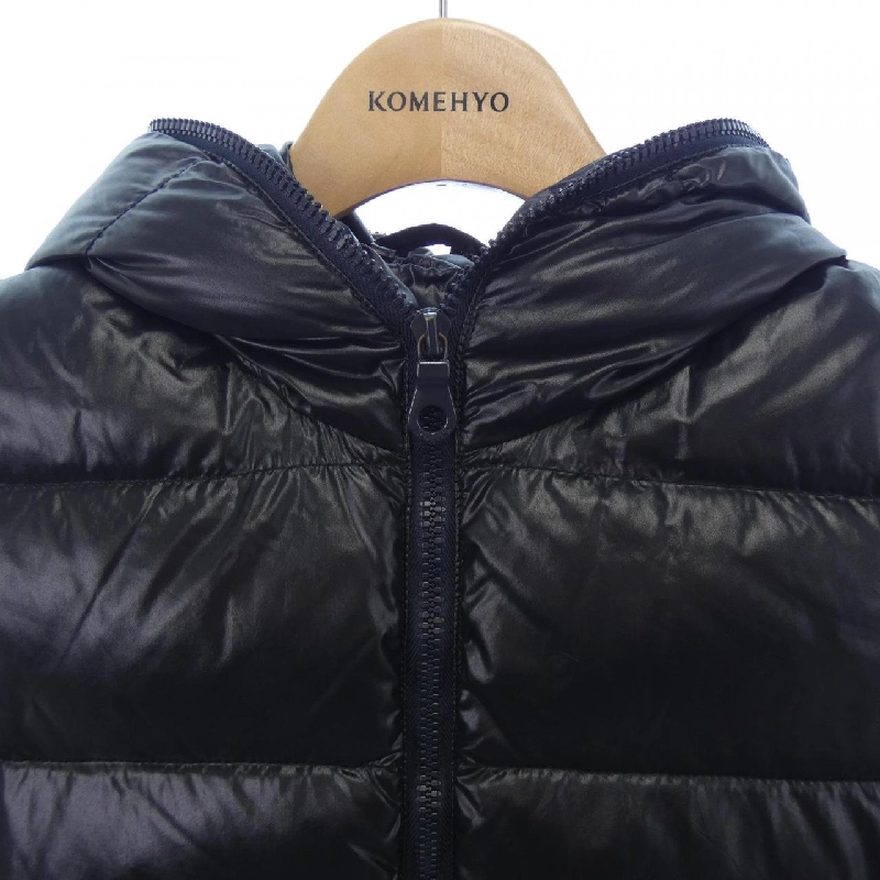 Duvetica DUVETICA Áo gile lông vũ 643521