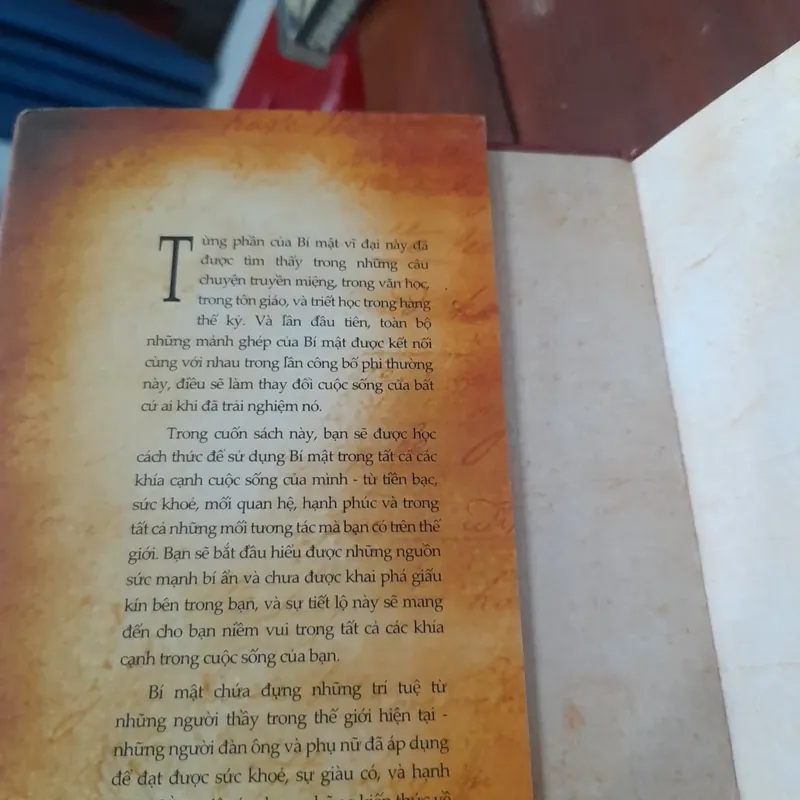 Rhonda Byrne - BÍ MẬT 675591