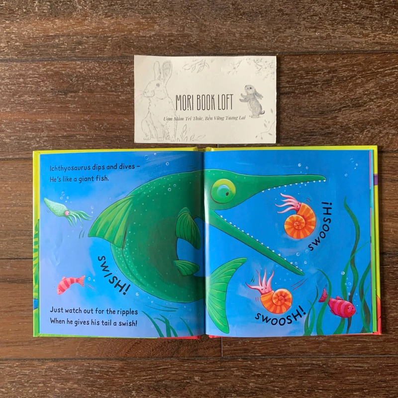 Sách ngoại văn The Very Dizzy Dinosaur, Used, Bìa cứng, Khổ nhỏ 498847