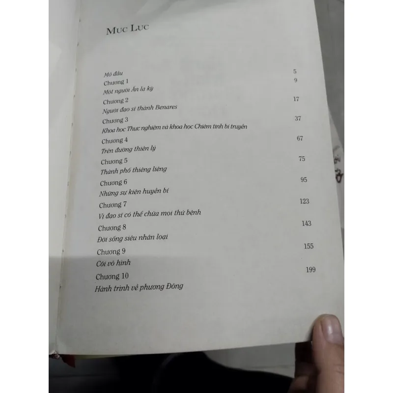 Hành trình về Phương Đông" (tên tiếng Anh: Journey to the East). 

BÌA CỨNG 703722