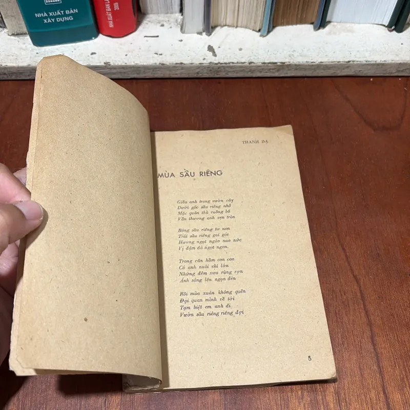 II Thơ: Miền Đất Tôi Yêu - Nhiều Tác Giả - 1981 751015