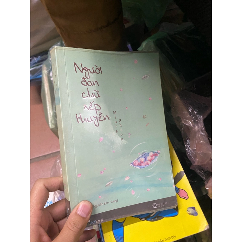 Người đan chữ xếp thuyền  353082