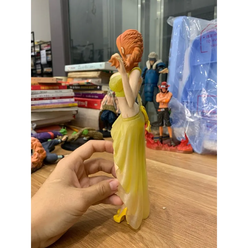 Mô hình để bàn Anime 716157