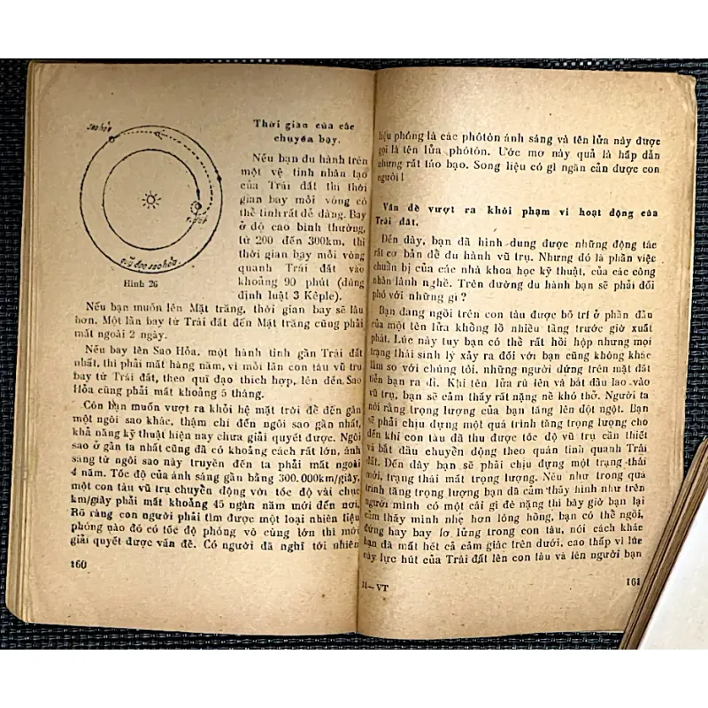 VŨ TRỤ VÀ ĐỜI SỐNG - PHẠM VIẾT TRINH 1027720