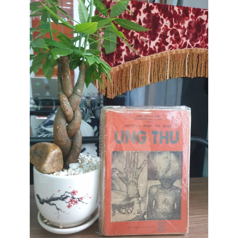 Sách xưa Phương Pháp Trị Bịnh Ung Thư  (Siêu Quyền 1972 đẹp, hiếm) 478416