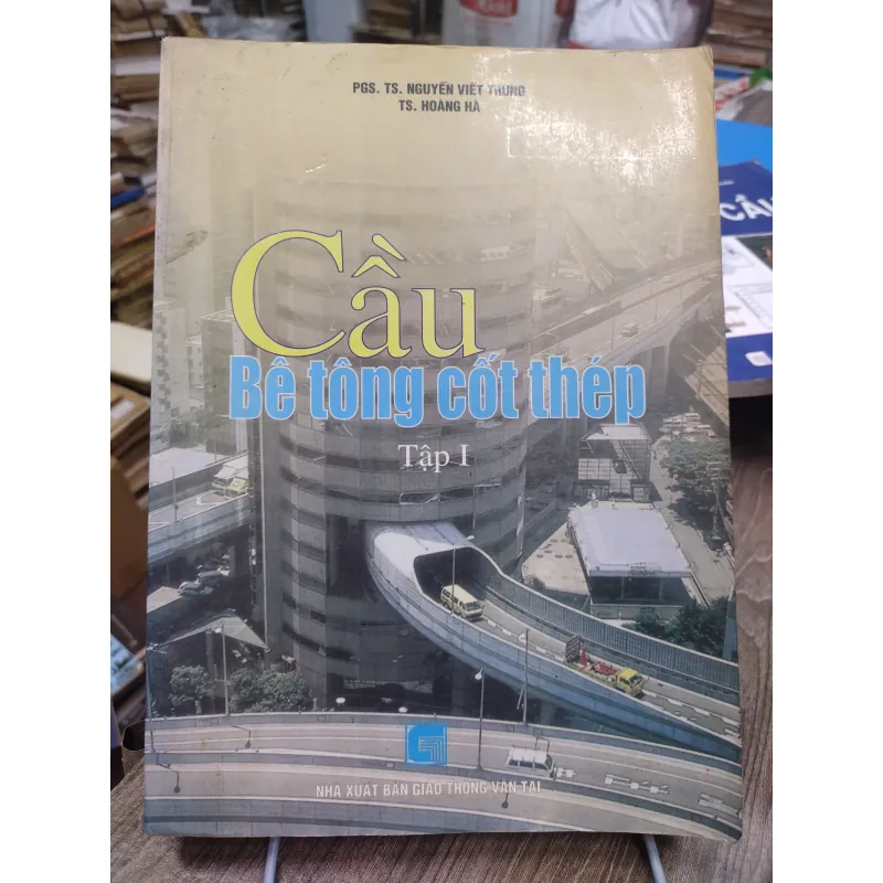 Sách: Cầu bê tông cốt thép (Tập 1) TG: PGS TS Nguyễn Viết Trung (KT) 738607