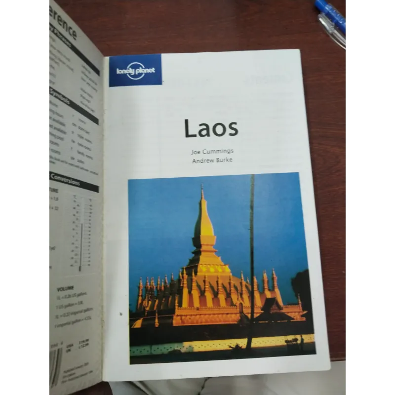 LAOS - JOE CUMMINGS, ANDREW BURKE 957507