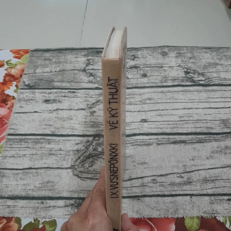 Vẽ Kỹ Thuật. Dịch từ tiếng Nga. Tác giả I.X.Vusneponski 726599