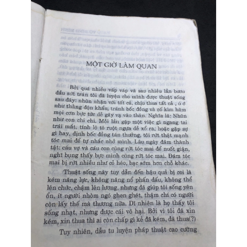 Một giờ làm quan 1998 mới 60% ố bẩn Vũ Đình Minh HPB0906 SÁCH VĂN HỌC 915290
