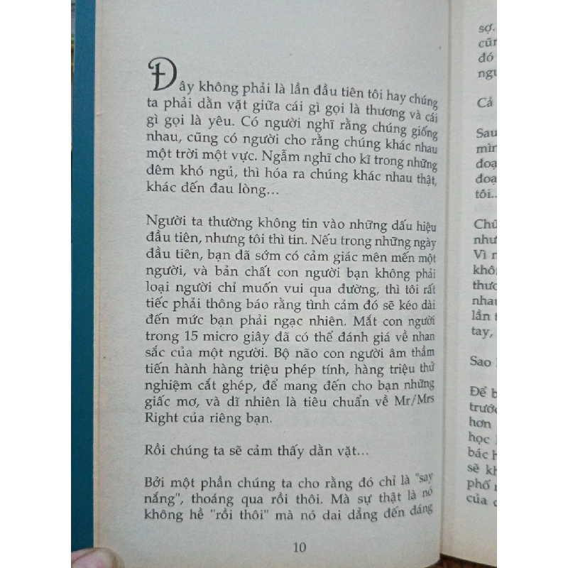 Tay tìm tay níu - Hamlet Trương 521564