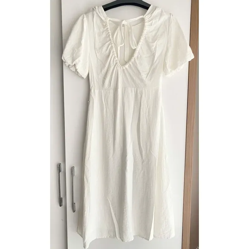 MỚI 99%***ĐẦM MAXI DÀI TRẮNG* TAY NGẮN TAY BỒNG* LƯNG CÁCH ĐIỆU* 591543