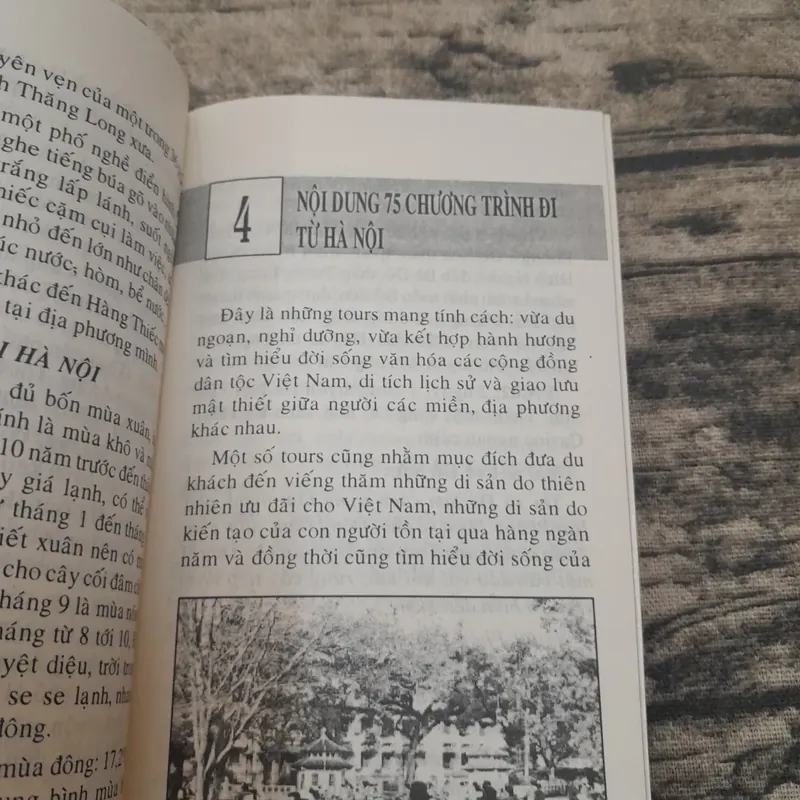 Cẩm nang DU LỊCH & ĐI TOUR. Tác giả Phạm Côn Sơn. Bản in 2002 732670