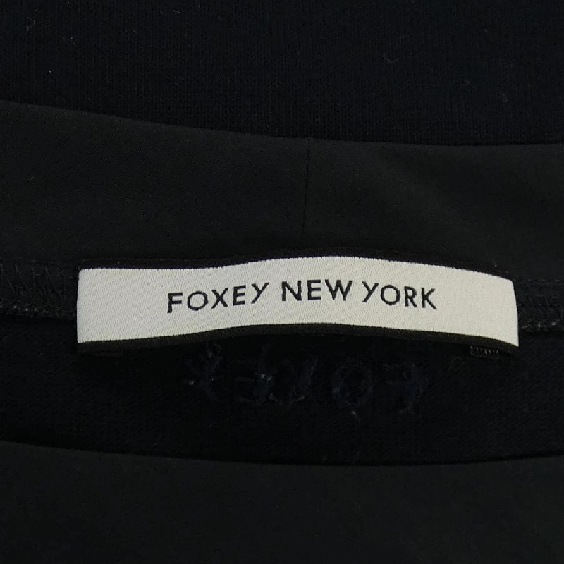 Hàng hiệu FOXEY NEW YORK 36331 T-shirt - Hàng hiệu Authentic 808479