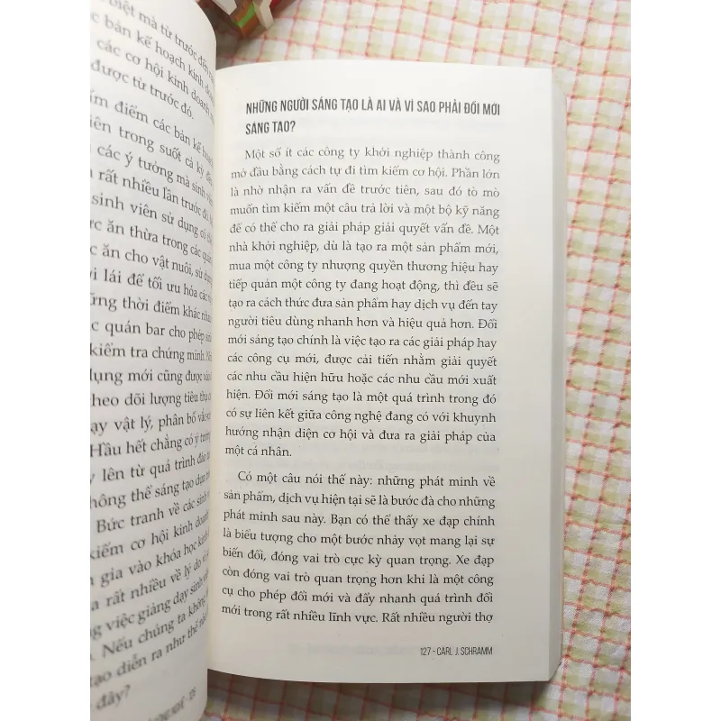 CÂU CHUYỆN KHỞI NGHIỆP TỪ NHỮNG GÃ KHỔNG LỒ CÔNG NGHỆ - CARL J.SCHRAMM 763847