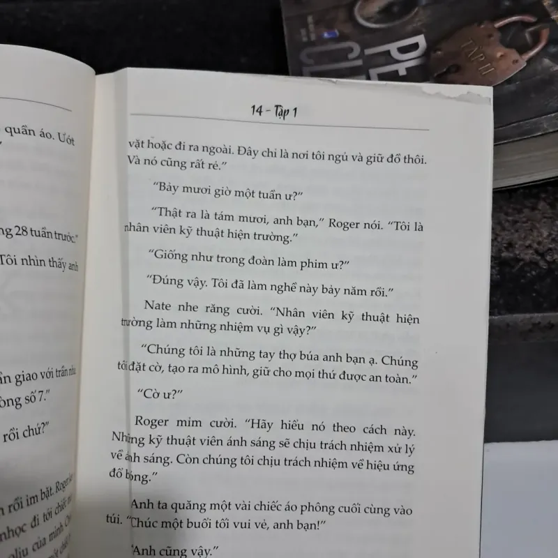 14- Peter Clines 1003876