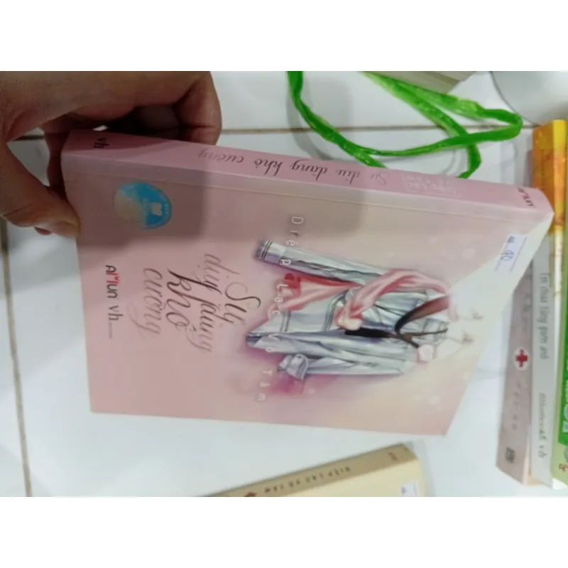 Sách Sự dịu dang khó cưỡng 1026376