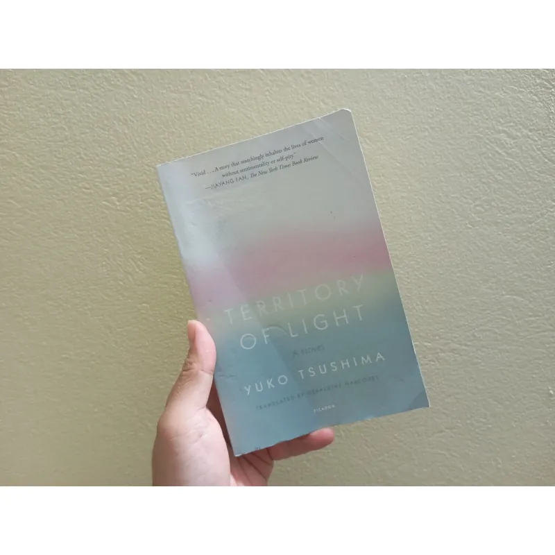 Territory of light sách ngoại văn tiếng Anh english book  763551
