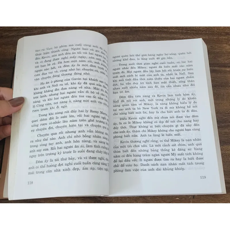 Tiểu thuyết của Barbara Taylor Bradford: THIÊN THẦN (Angel) 720635